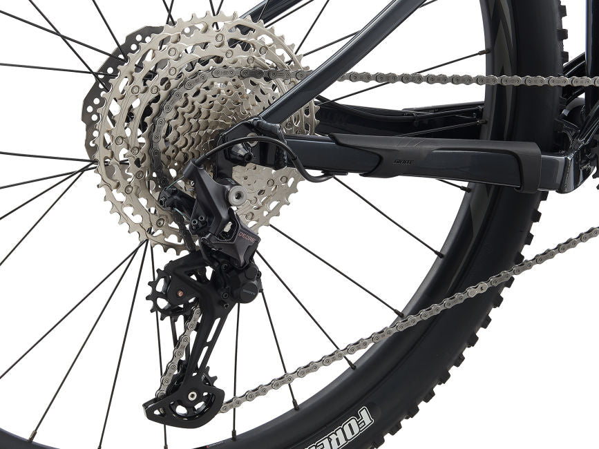 Giant Stance 1 2021